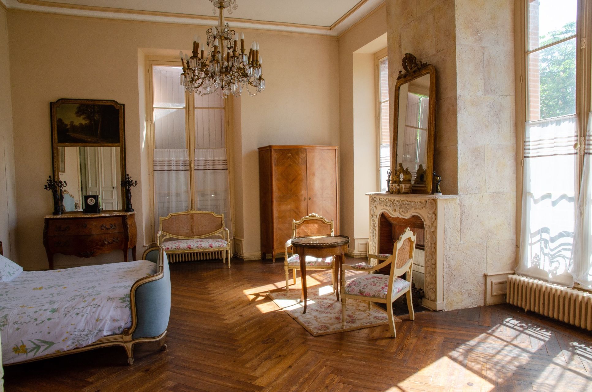 castle 36 Rooms for sale on TOULOUSE (31400)