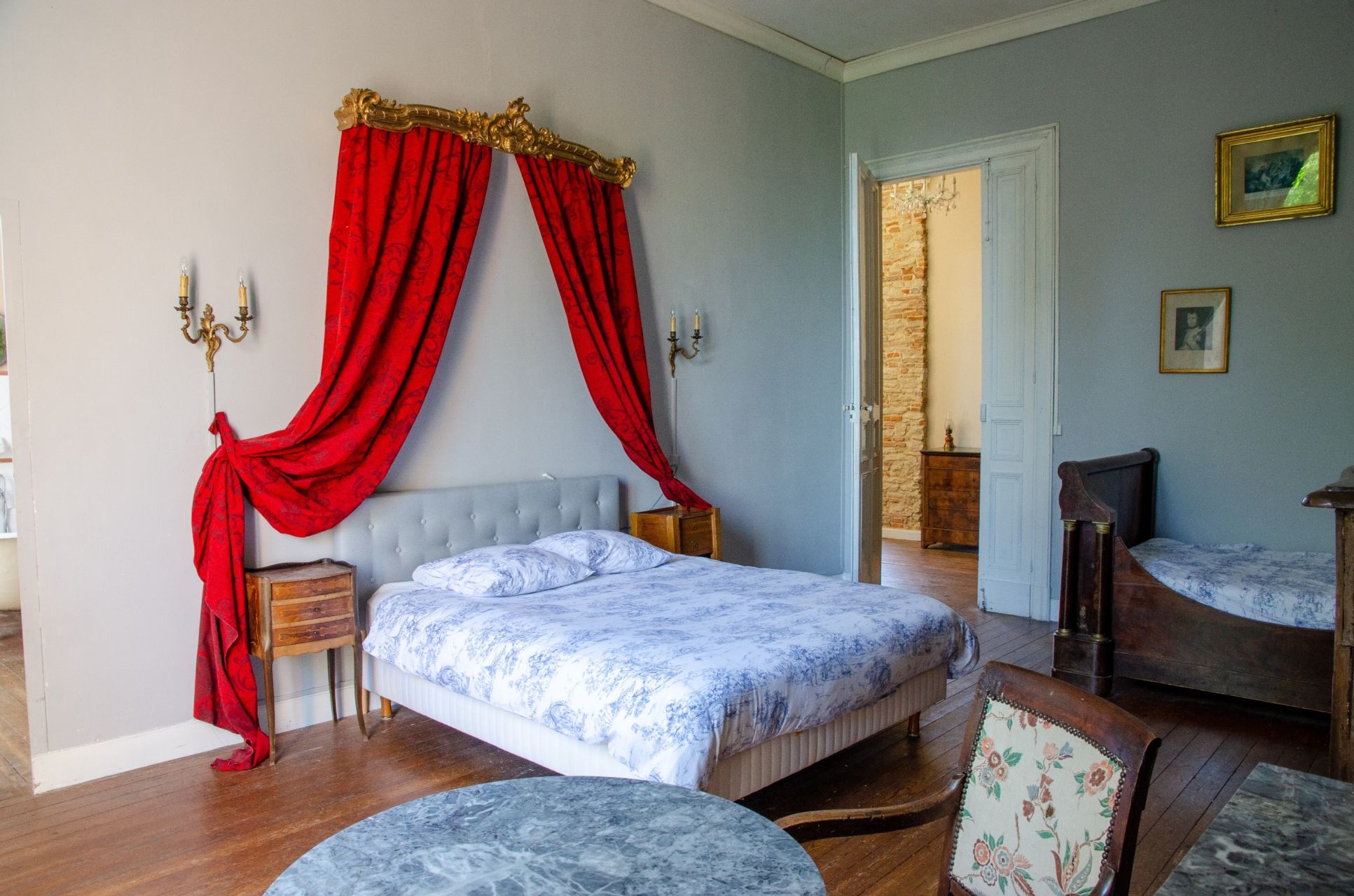 castle 36 Rooms for sale on TOULOUSE (31400)