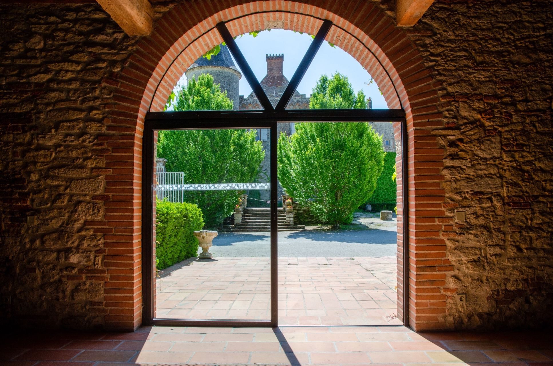 castle 36 Rooms for sale on TOULOUSE (31400)