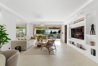Sale Luxury apartment Cannes 4&nbsp;Rooms 101&nbsp;m²
