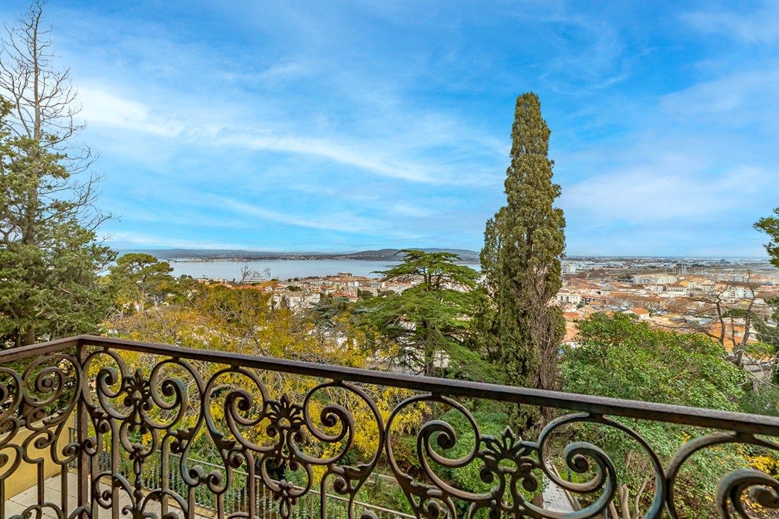 maison de luxe 8 Pièces en vente sur SETE (34200)