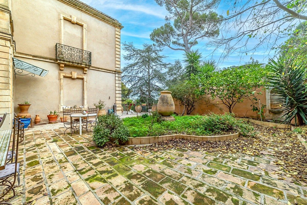 maison de luxe 8 Pièces en vente sur SETE (34200)