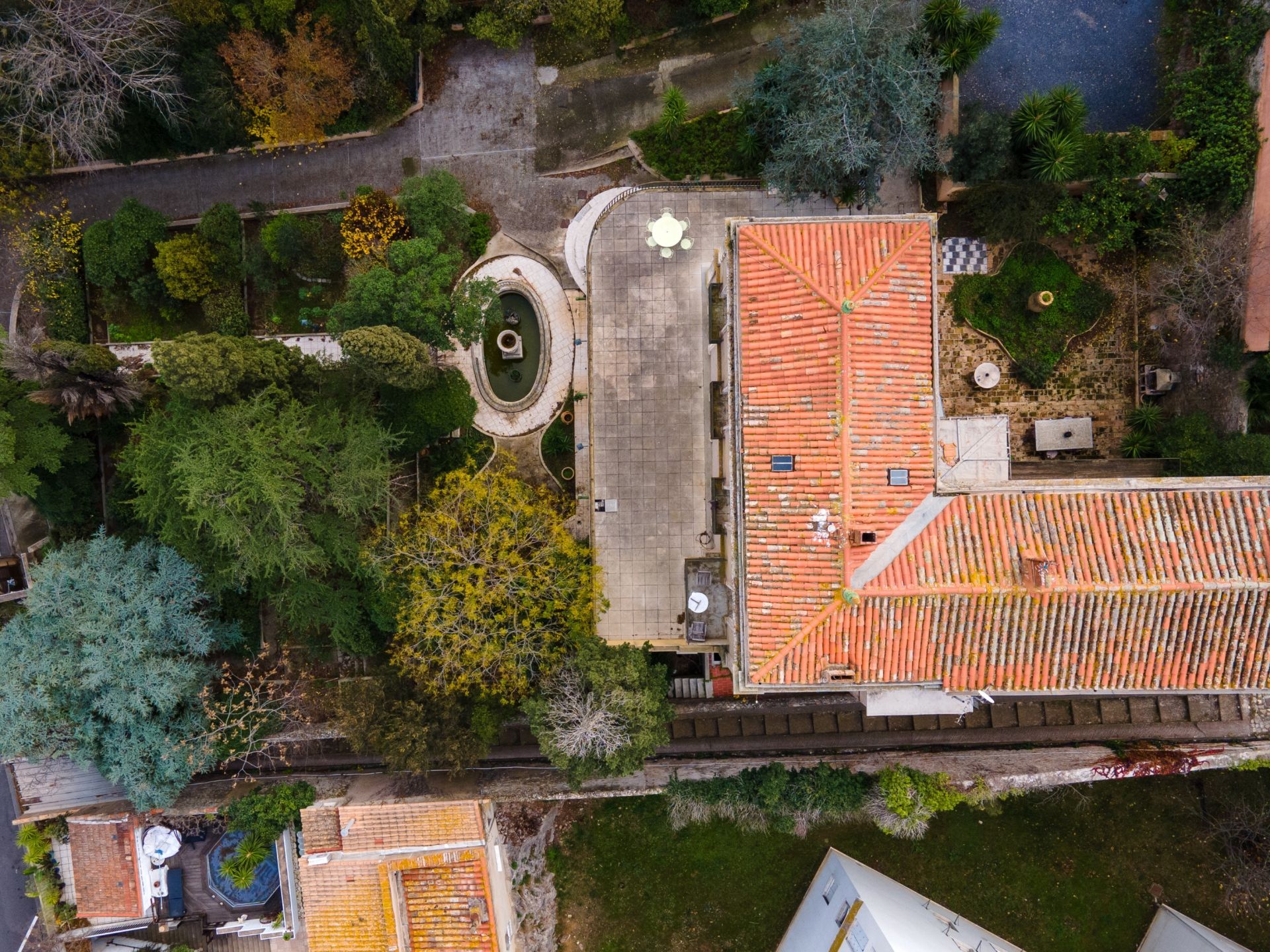 luxury house 6 Rooms for sale on SETE (34200)