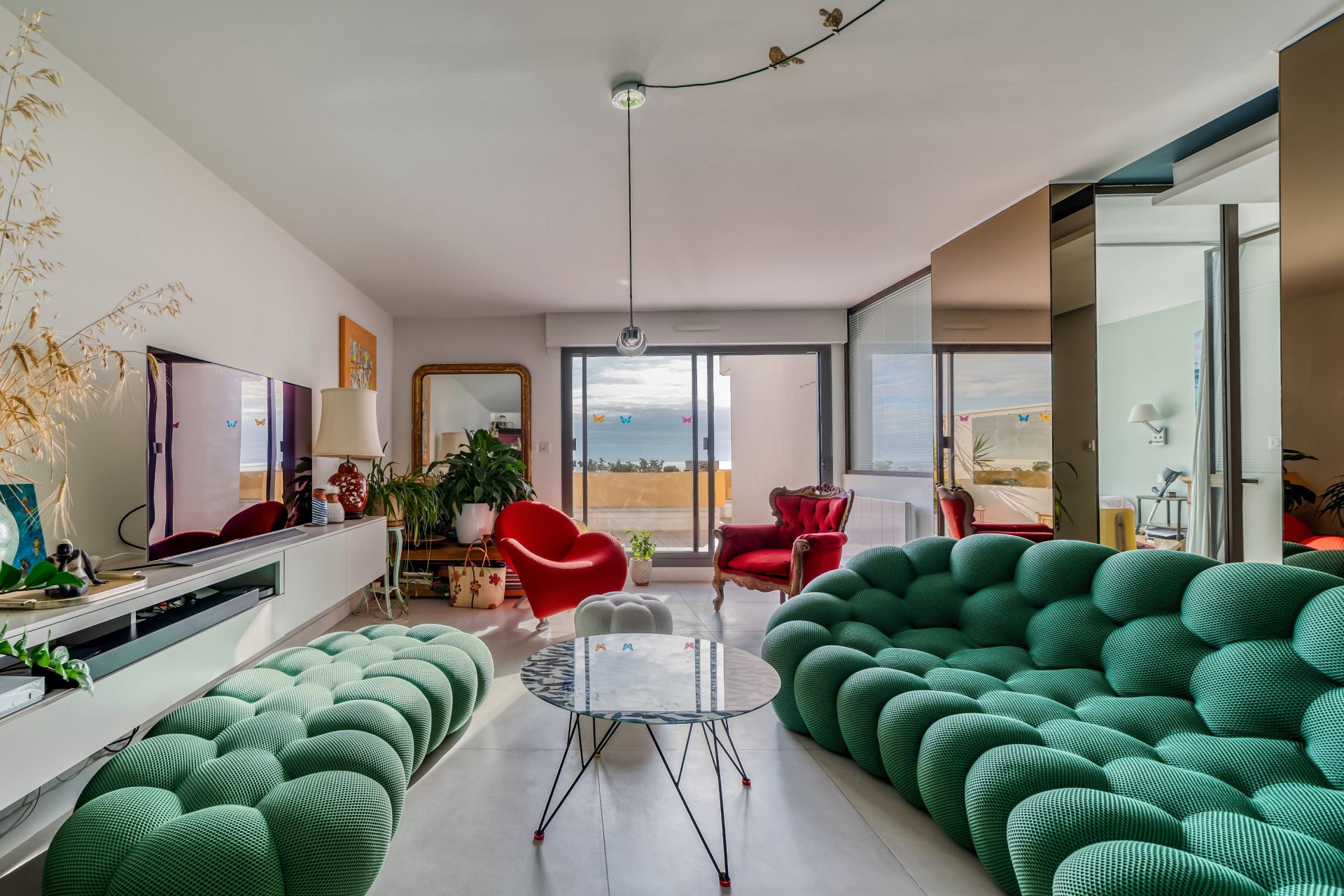 luxury apartment 5 Rooms for sale on SETE (34200)