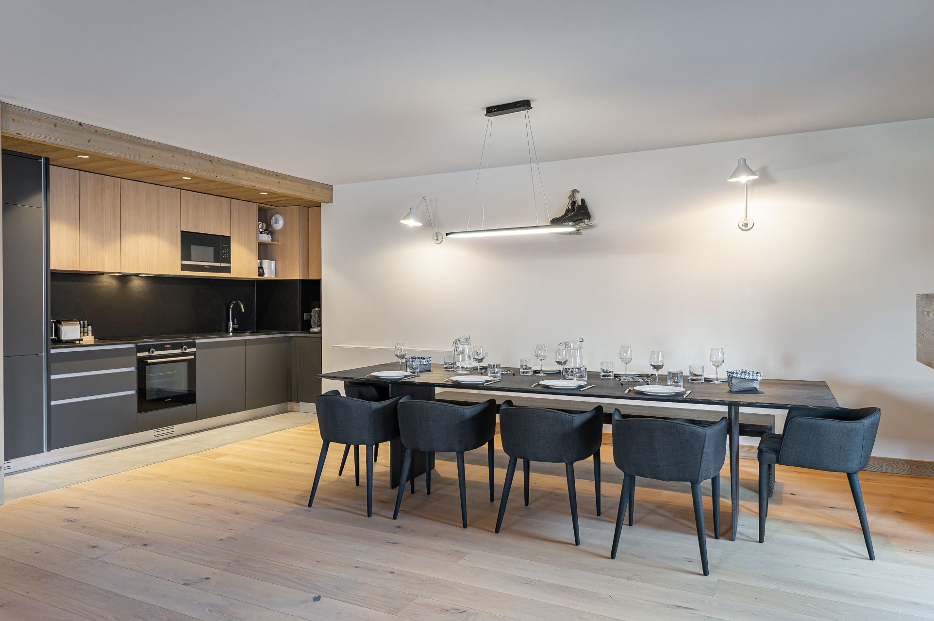 luxury apartment 5 Rooms for sale on MERIBEL LES ALLUES (73550)