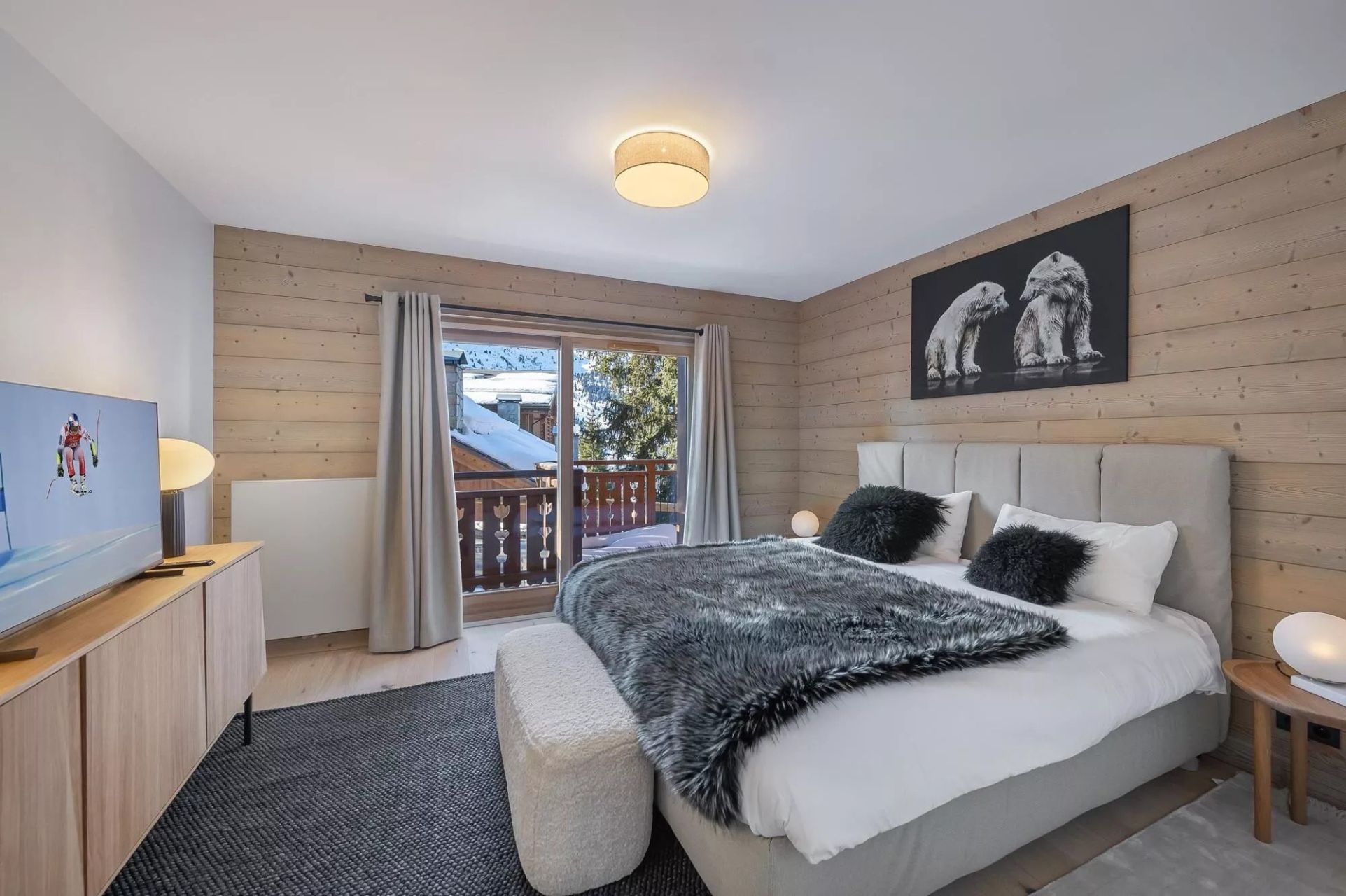 luxury apartment 5 Rooms for sale on MERIBEL LES ALLUES (73550)