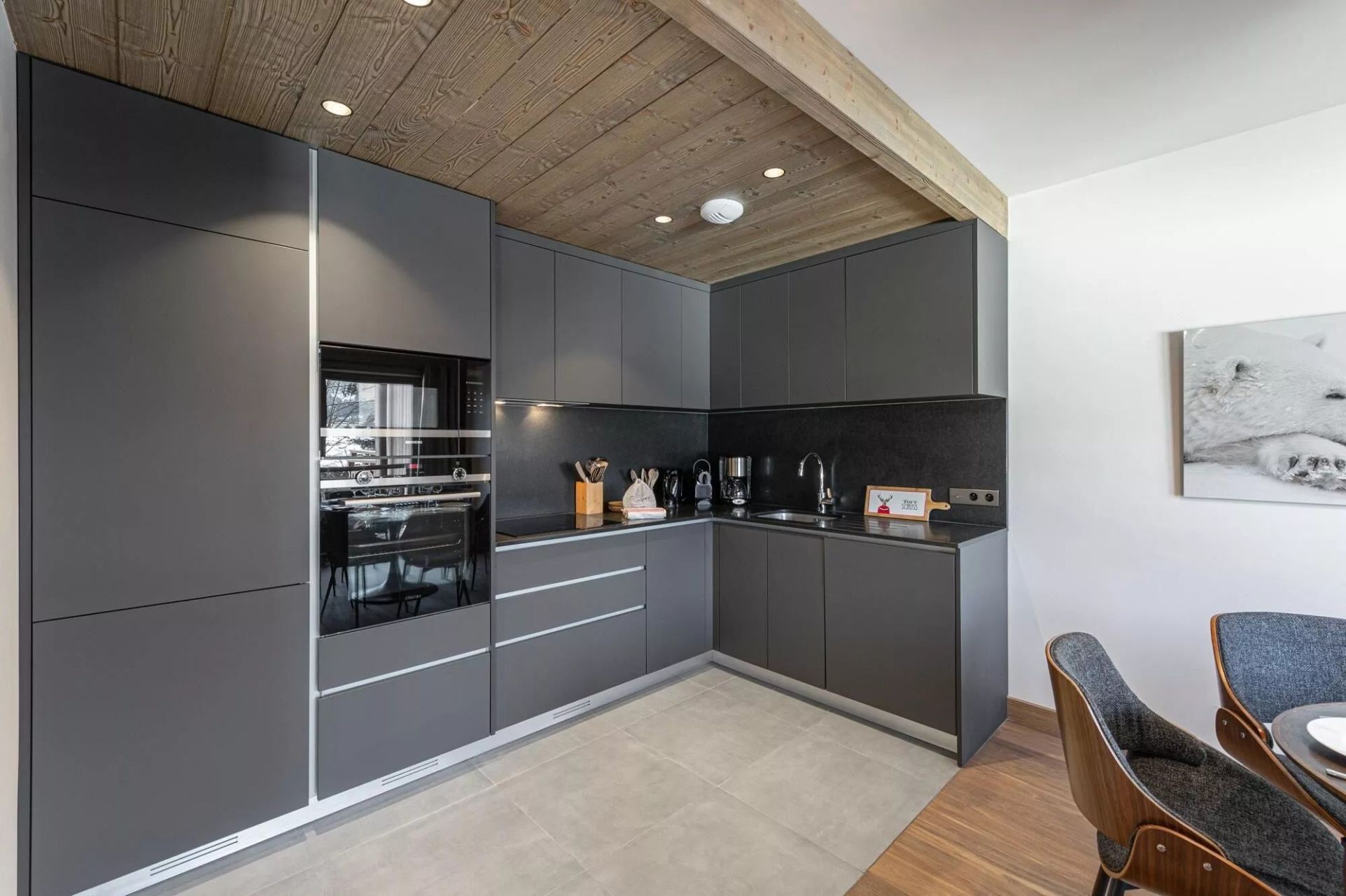 luxury apartment 4 Rooms for sale on MERIBEL LES ALLUES (73550)