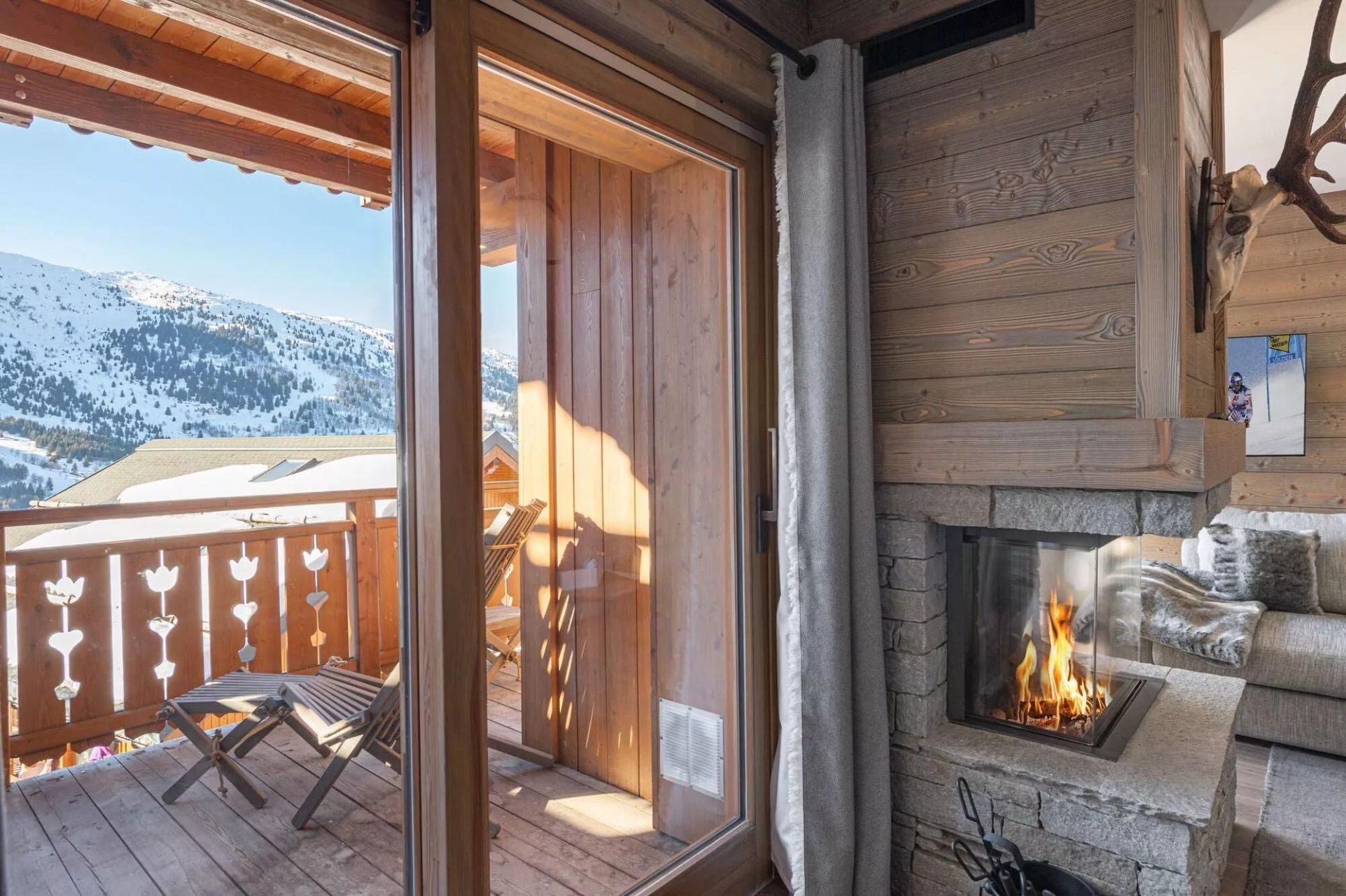 luxury apartment 4 Rooms for sale on MERIBEL LES ALLUES (73550)