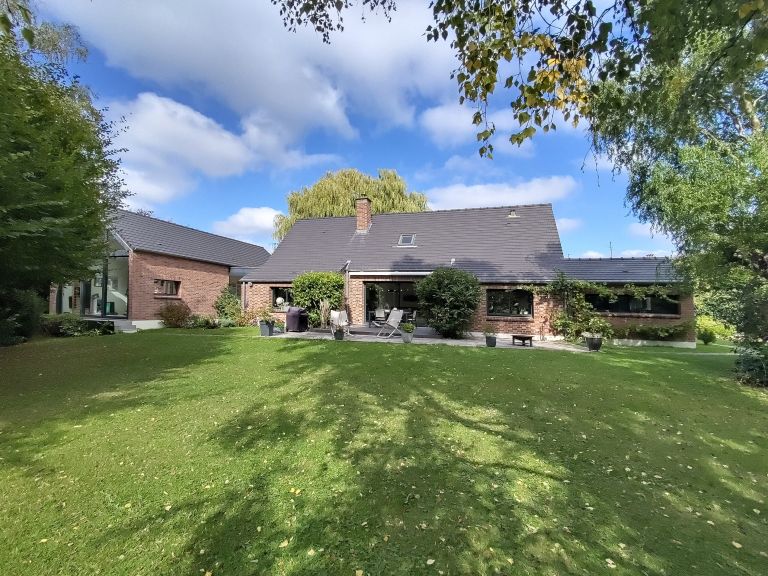 maison de luxe 9 Pièces en vente sur MARCQ EN BAROEUL (59700)