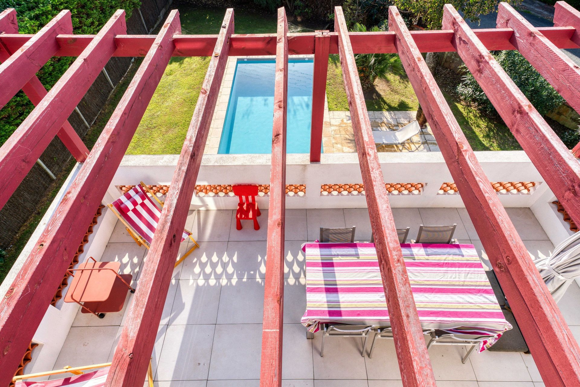 luxury house 9 Rooms for sale on ROYAN (17200)