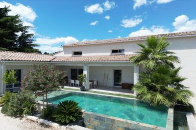 Vente Maison de luxe Collias 5&nbsp;Pièces 180&nbsp;m²