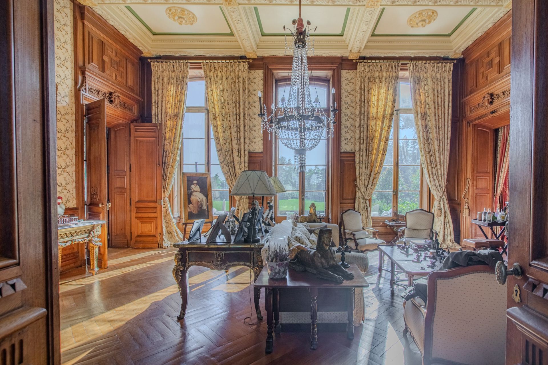 château 22 Pièces en vente sur NEUVILLE LES DAMES (01400)