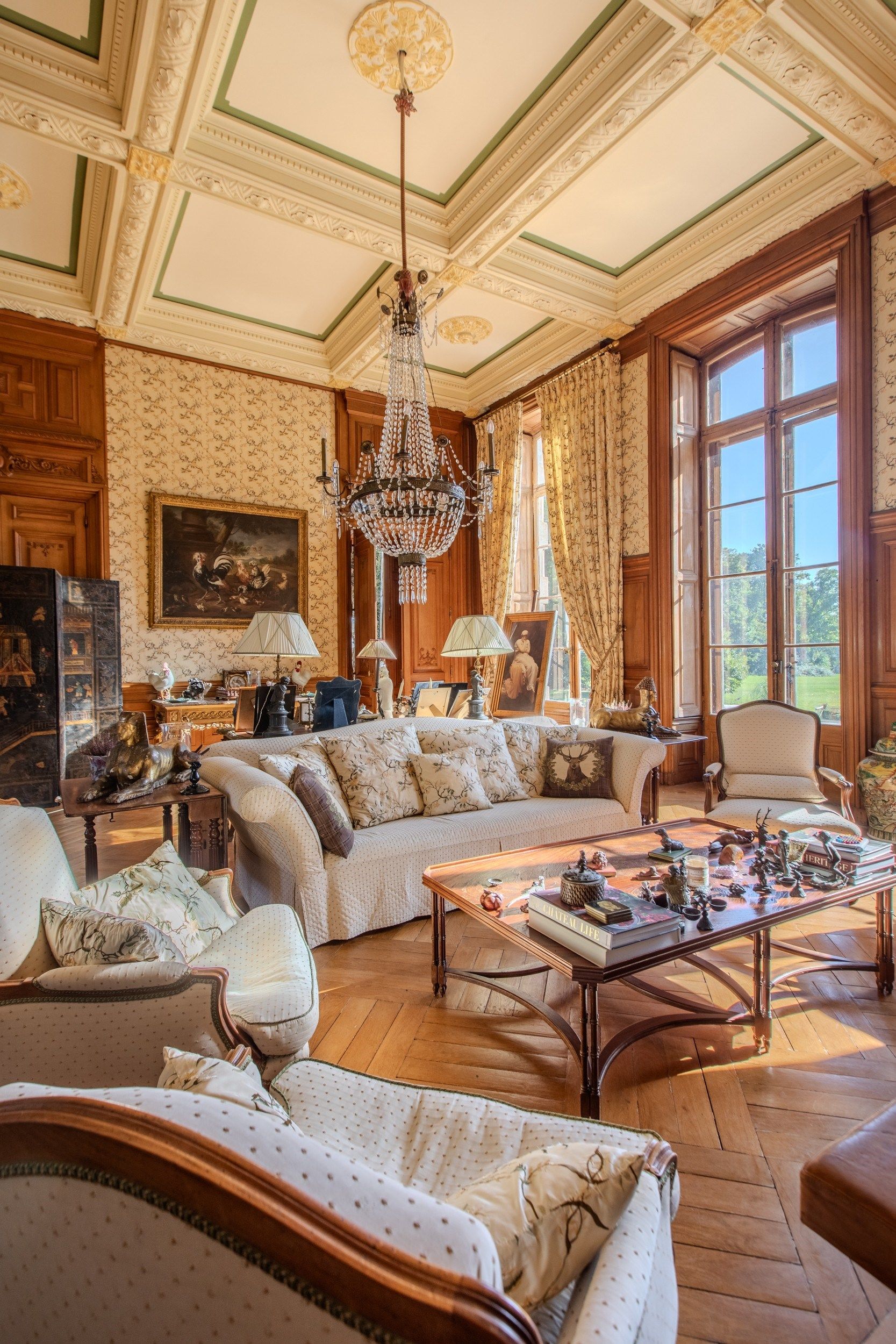 château 22 Pièces en vente sur NEUVILLE LES DAMES (01400)