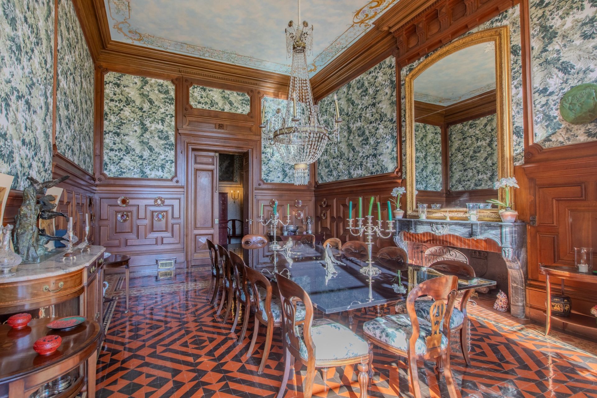 château 22 Pièces en vente sur NEUVILLE LES DAMES (01400)