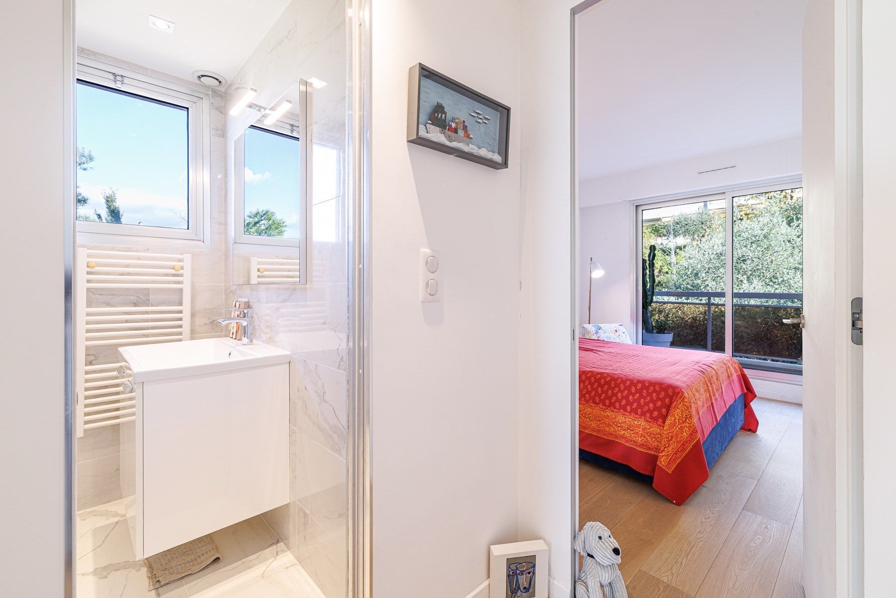 luxury apartment 4 Rooms for sale on NICE (06000)