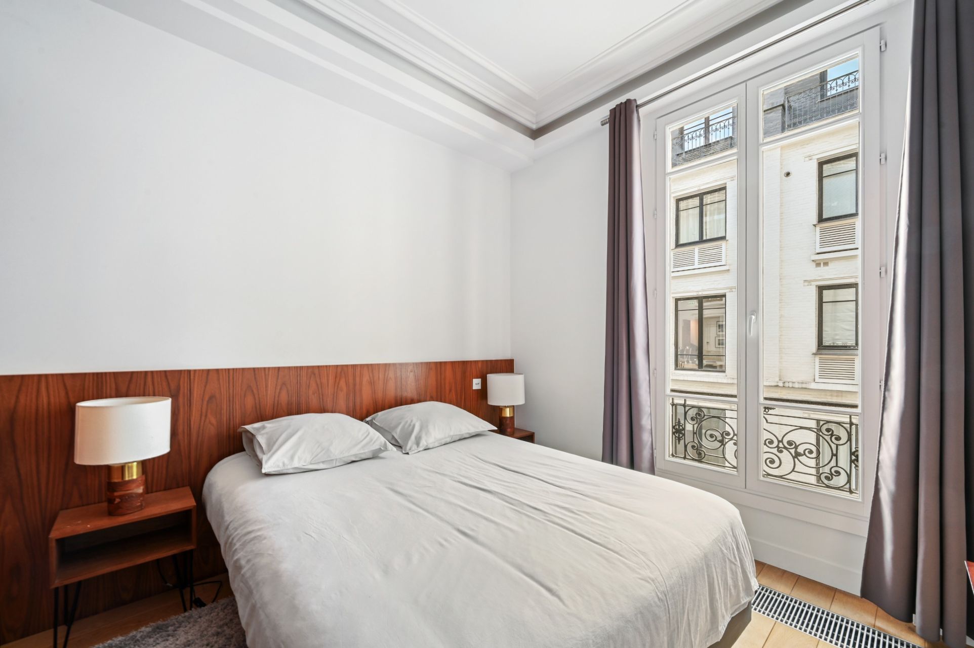 luxury apartment 2 Rooms for sale on PARIS (75008)