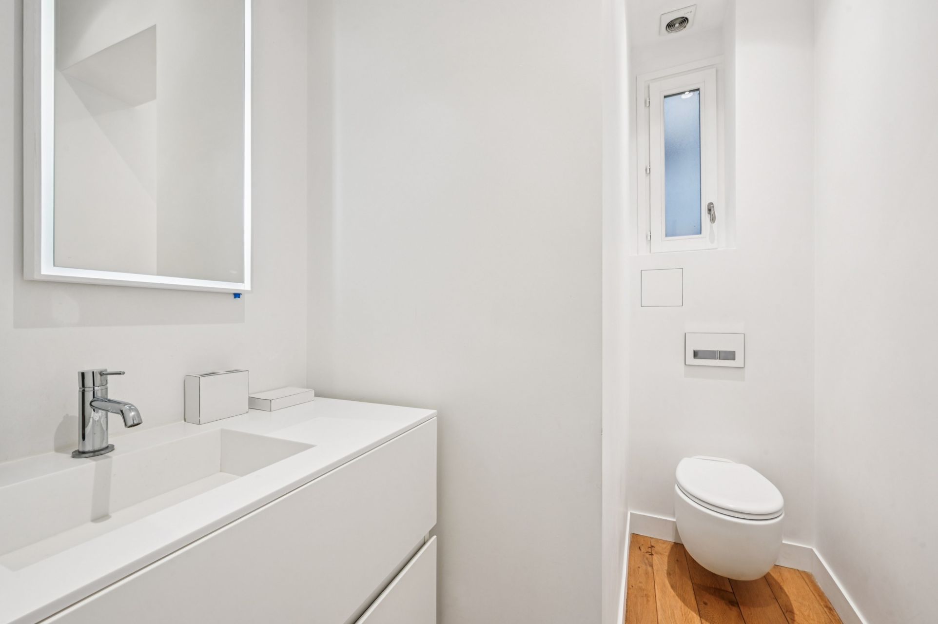 luxury apartment 2 Rooms for sale on PARIS (75008)