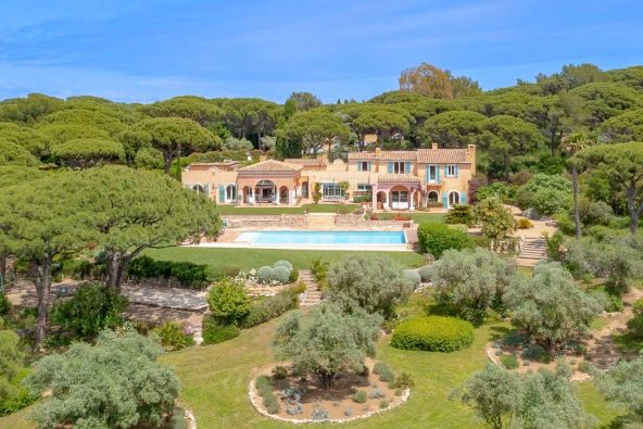 Vente Villa de luxe Saint-Tropez 10&nbsp;Pièces 603&nbsp;m²