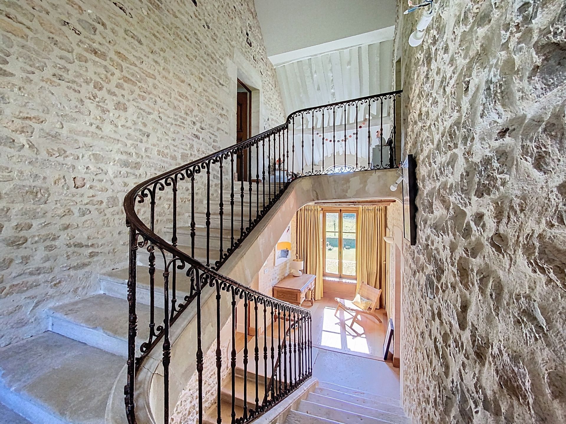 maison de luxe 10 Pièces en vente sur BAYEUX (14400)