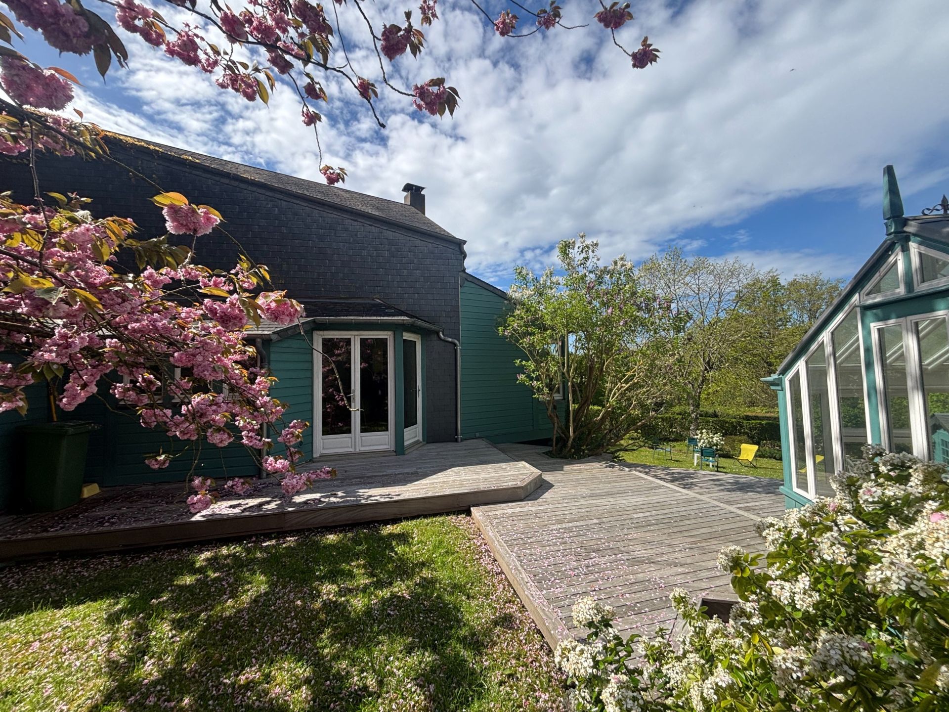 luxury house 5 Rooms for sale on TROUVILLE SUR MER (14360)