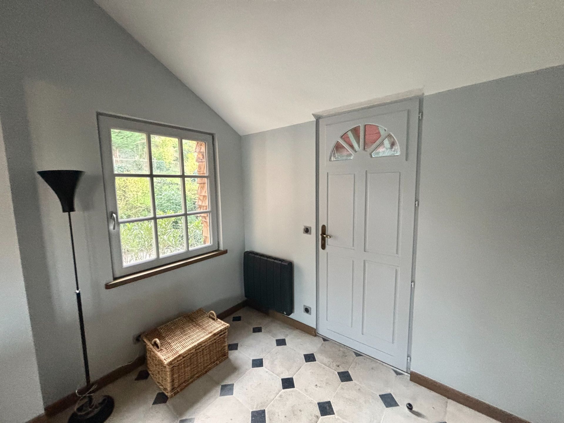 luxury house 5 Rooms for sale on TROUVILLE SUR MER (14360)