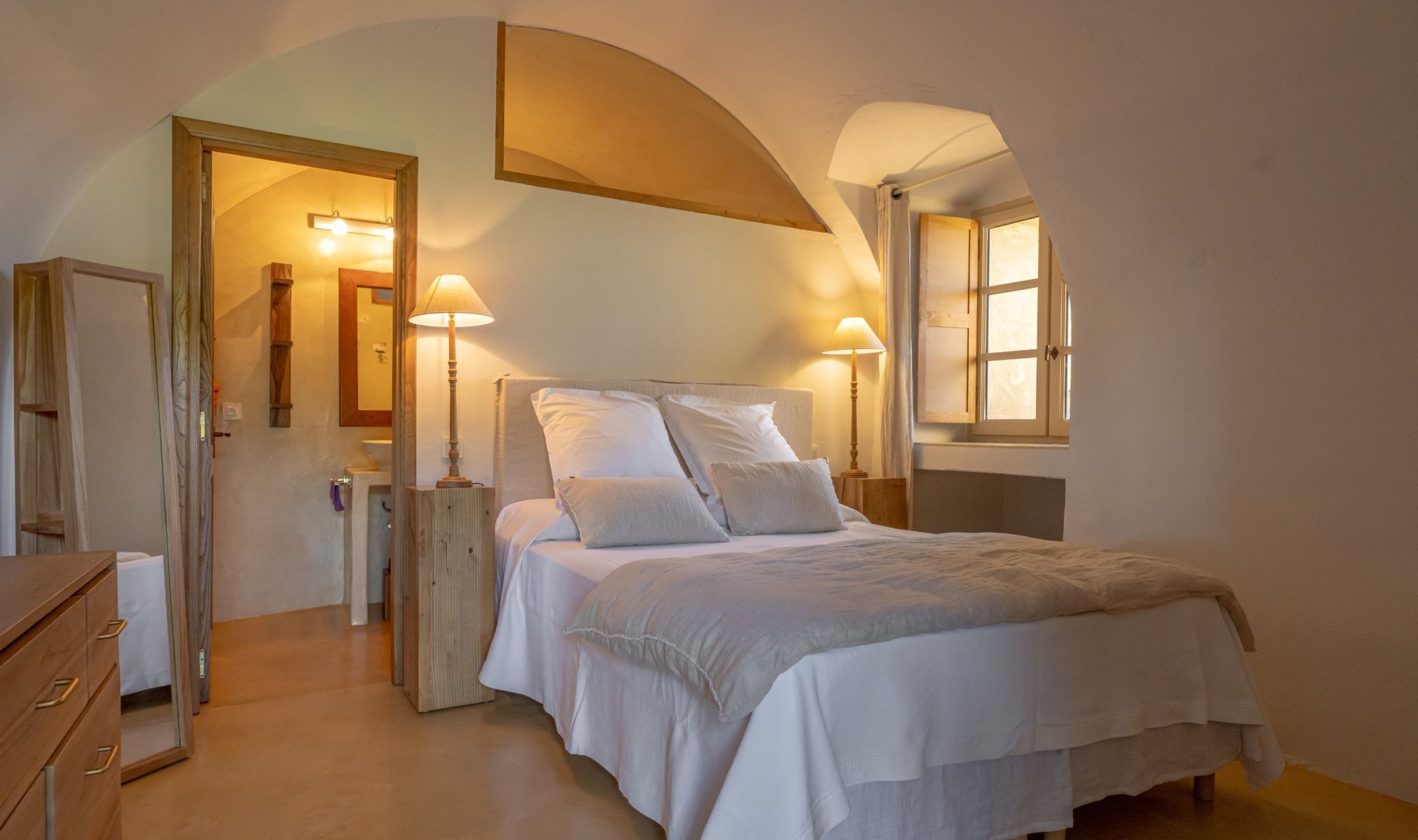 luxury villa 9 Rooms for sale on LUMIO (20260)