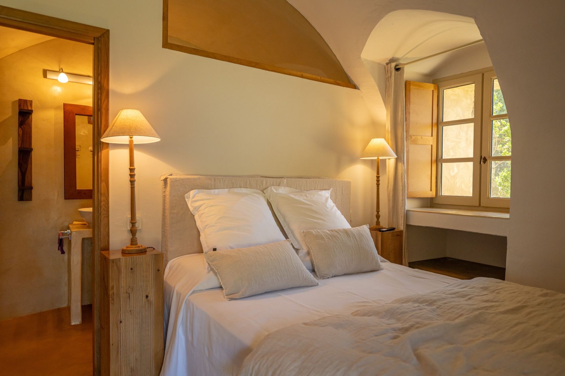 luxury villa 9 Rooms for sale on LUMIO (20260)
