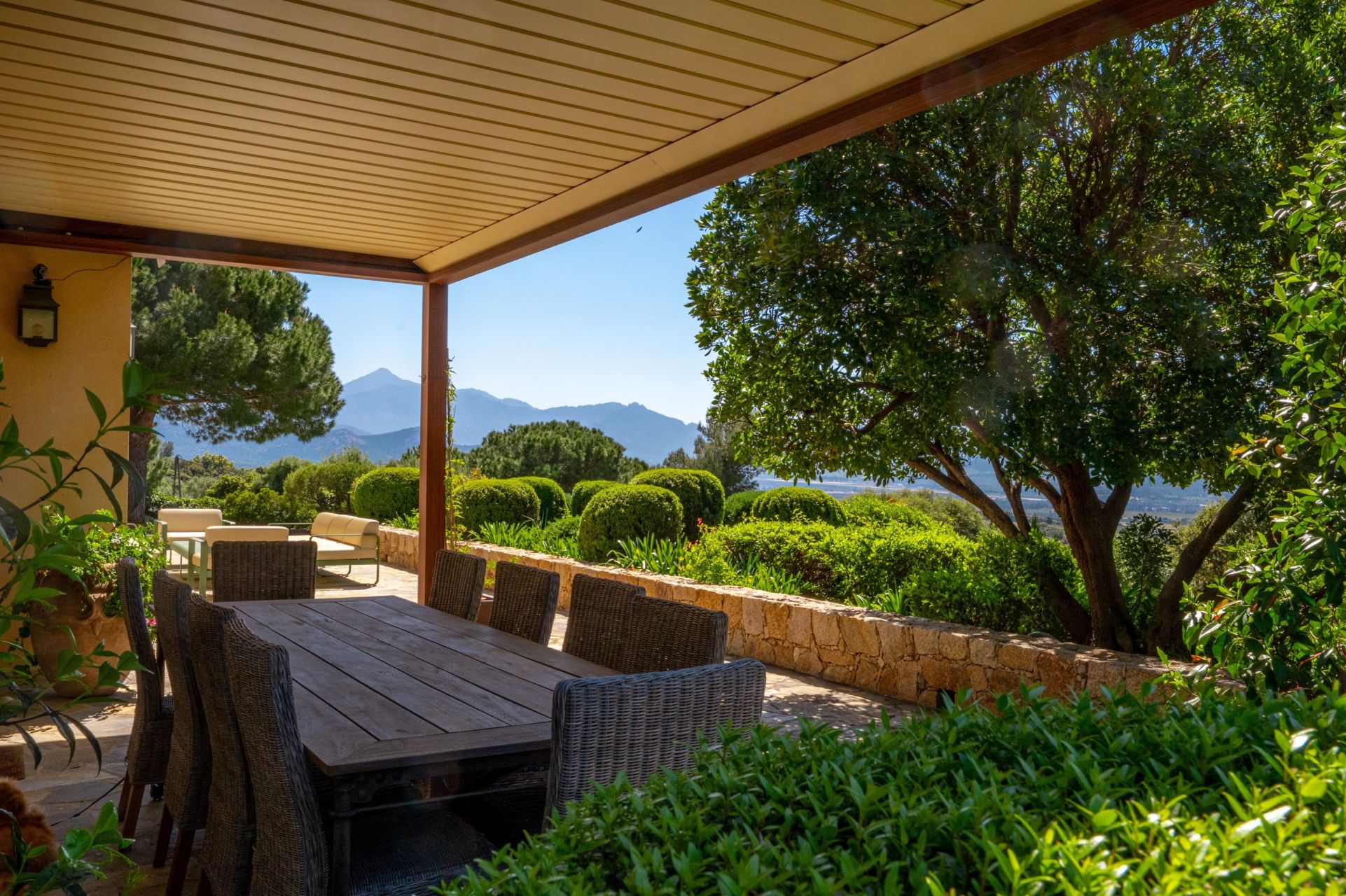 luxury villa 9 Rooms for sale on LUMIO (20260)