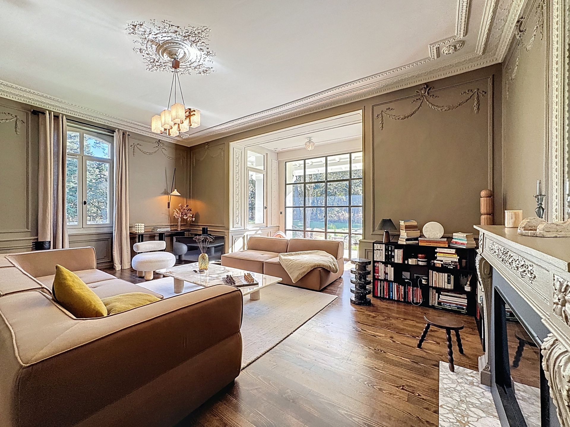 mansion 12 Rooms for sale on HOSSEGOR (40150)