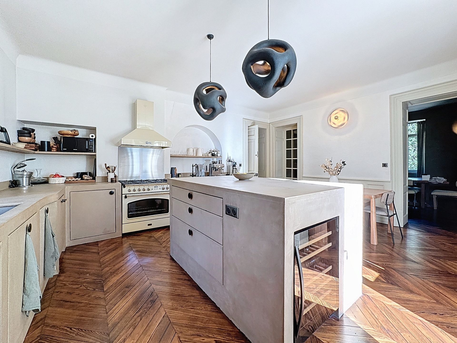 mansion 12 Rooms for sale on HOSSEGOR (40150)