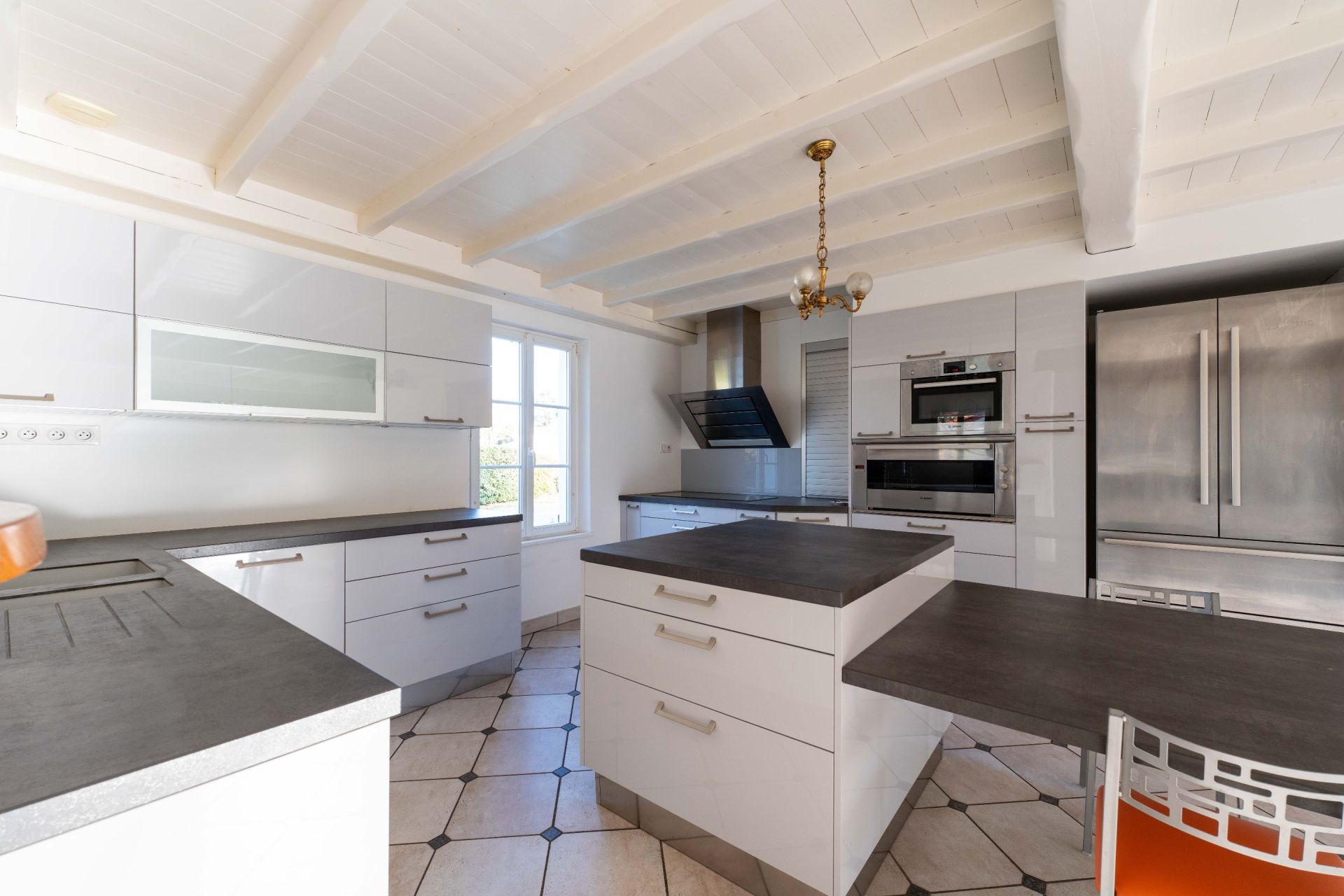 maison de luxe 5 Pièces en vente sur BREUILLET (17920)