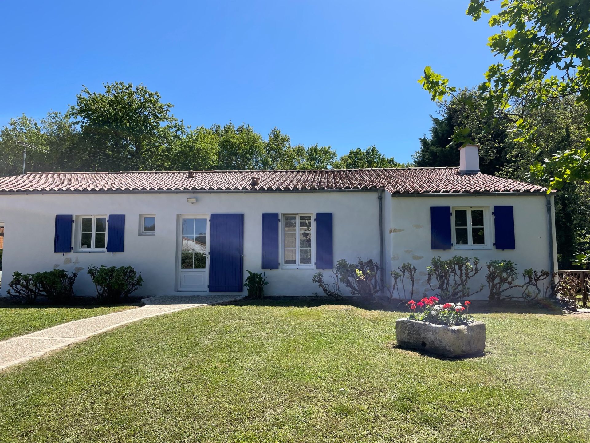 maison de luxe 5 Pièces en vente sur BREUILLET (17920)
