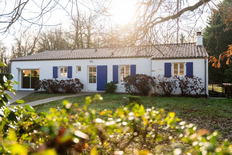 maison de luxe 5 Pièces en vente sur BREUILLET (17920)