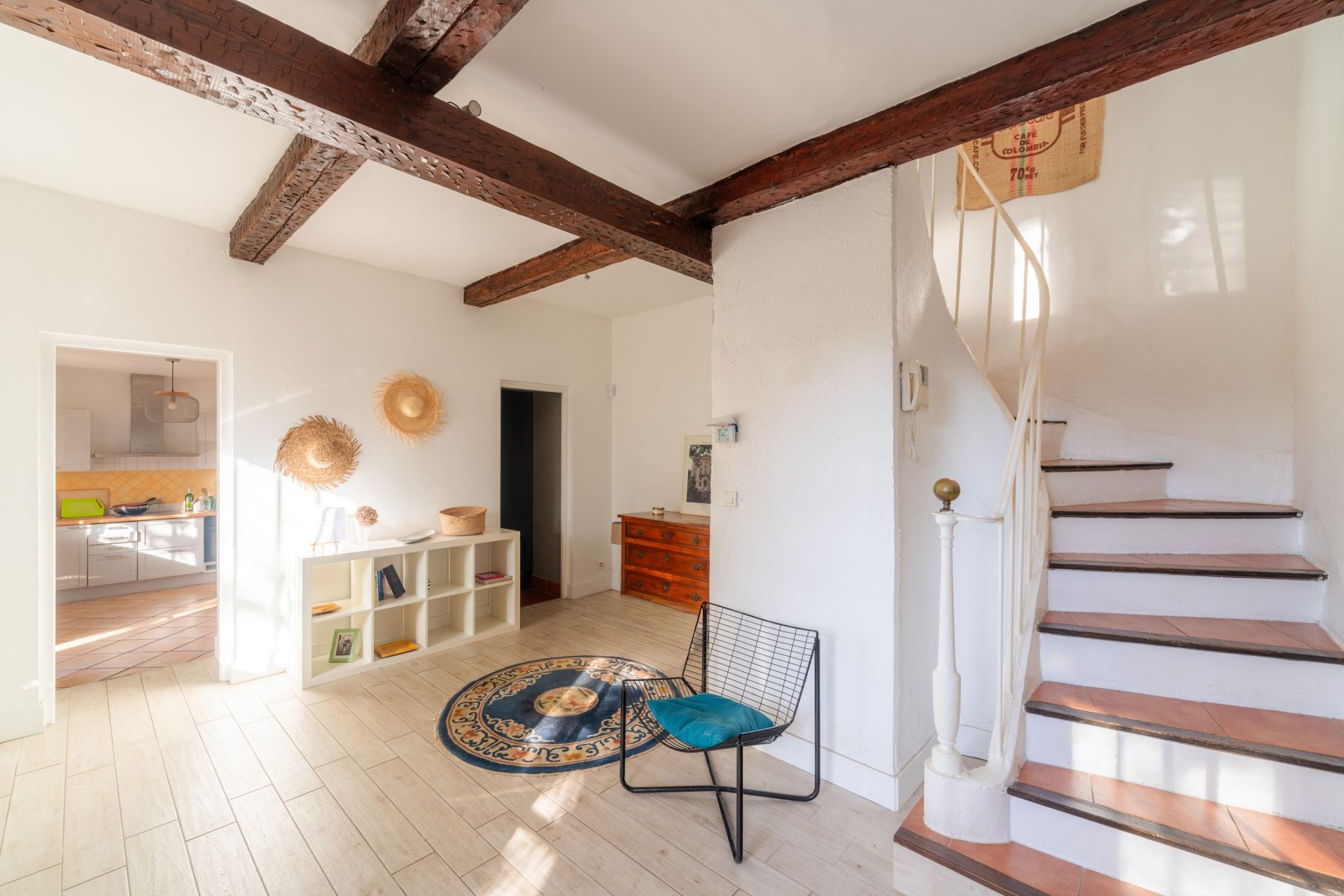 luxury house 7 Rooms for sale on MARSEILLE (13009)