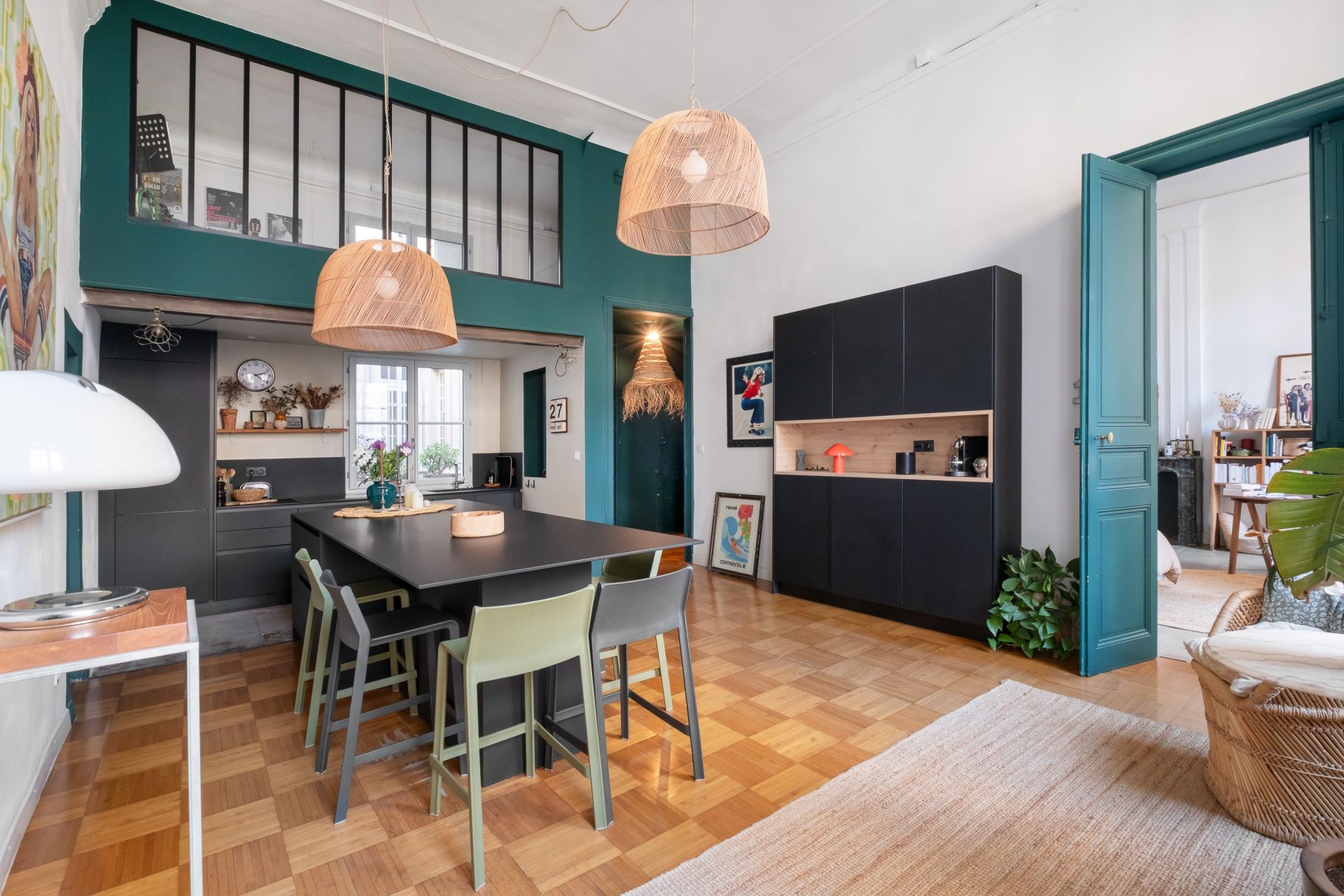 luxury apartment 6 Rooms for sale on MONTPELLIER (34000)