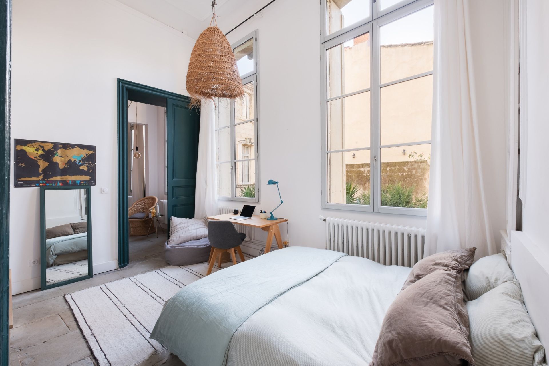 luxury apartment 6 Rooms for sale on MONTPELLIER (34000)