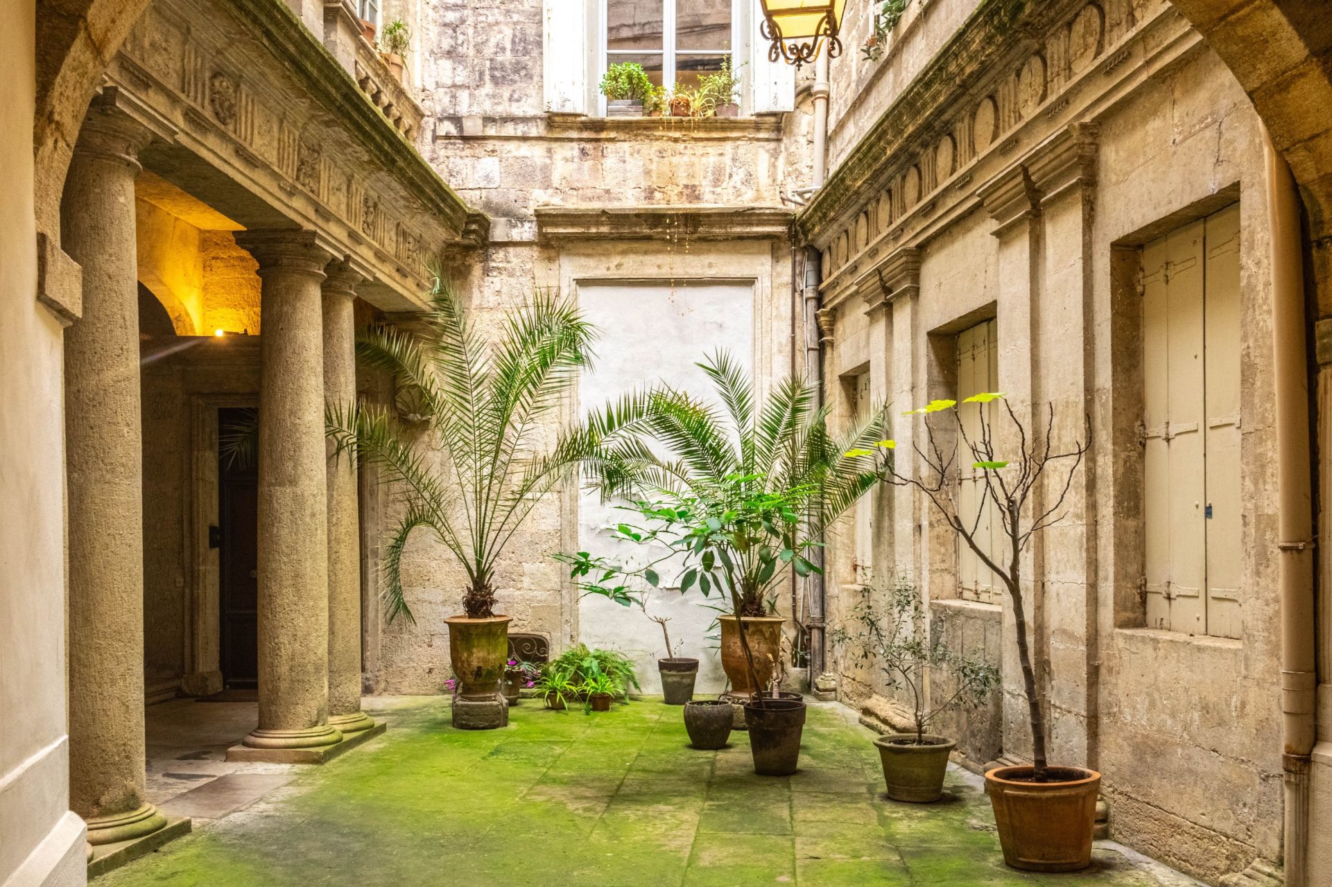 luxury apartment 6 Rooms for sale on MONTPELLIER (34000)