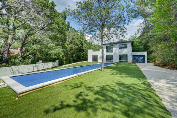 Rental Contemporary house Roquevaire 5&nbsp;Rooms 174&nbsp;m²