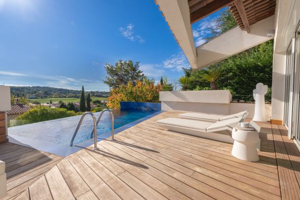 Sale Luxury house Allauch 5&nbsp;Rooms 286&nbsp;m²