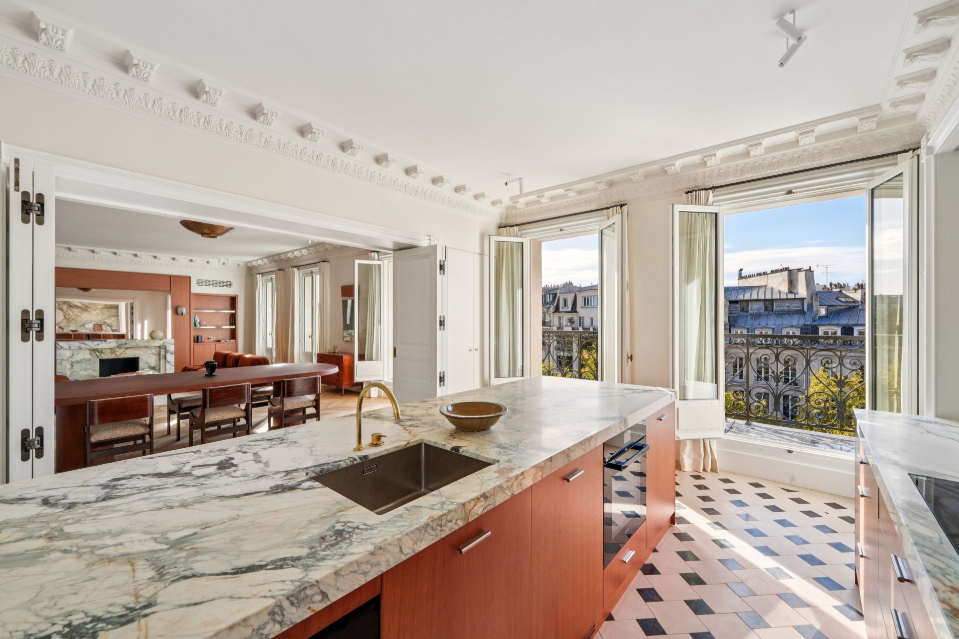 luxury apartment 6 Rooms for sale on PARIS (75006)