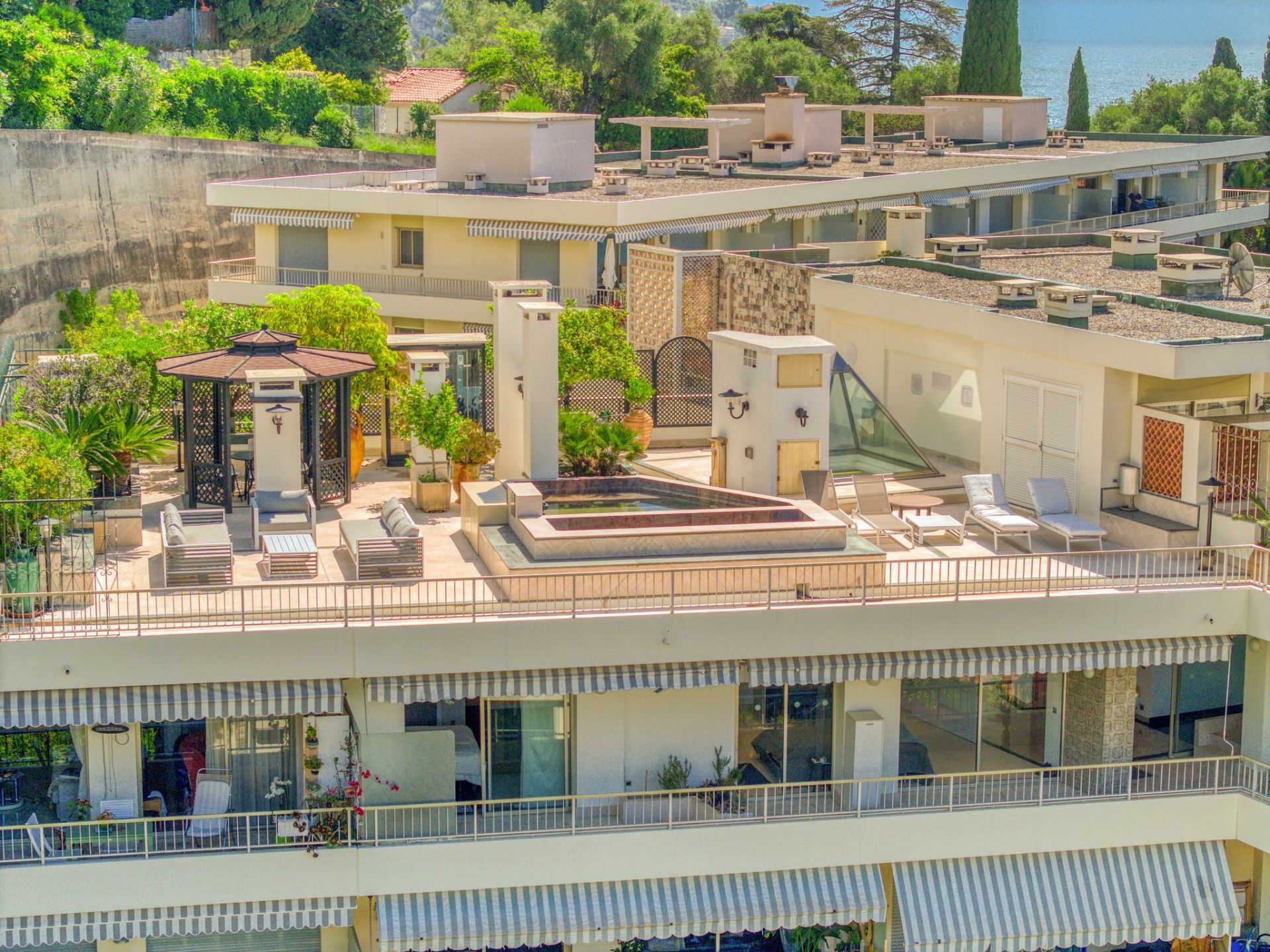 penthouse 5 Rooms for sale on MENTON (06500)