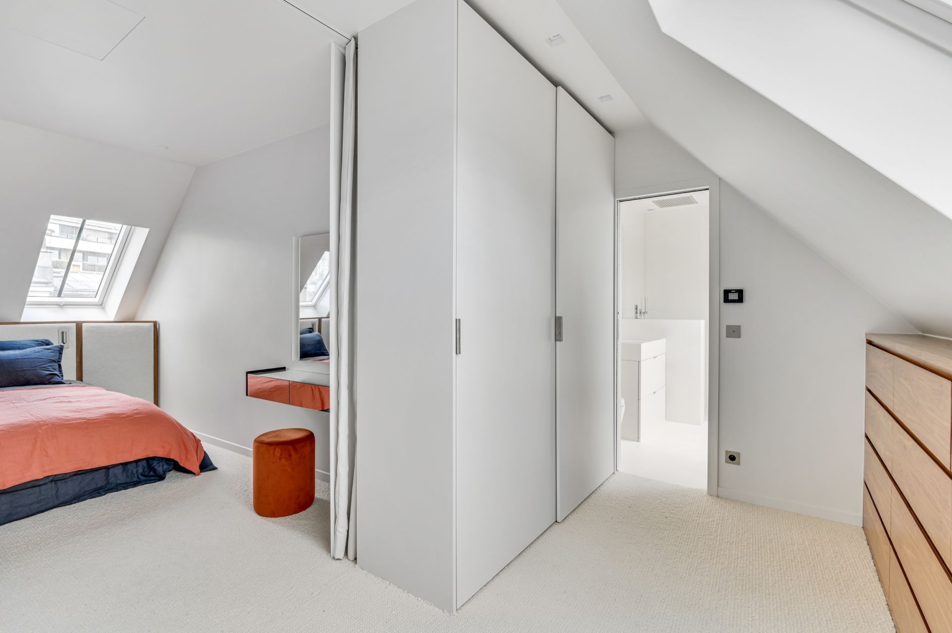 luxury apartment 4 Rooms for rent on PARIS (75016)