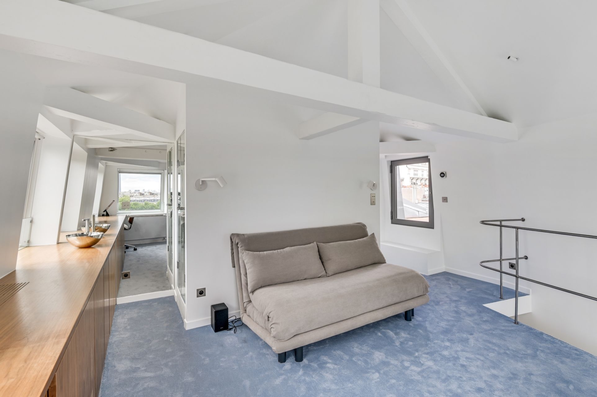 luxury apartment 4 Rooms for rent on PARIS (75016)