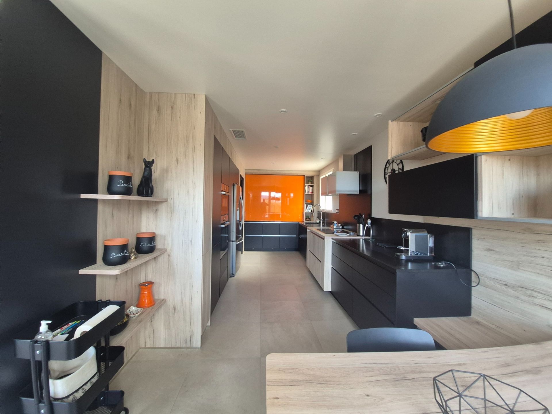 building for sale on NARBONNE (11100)