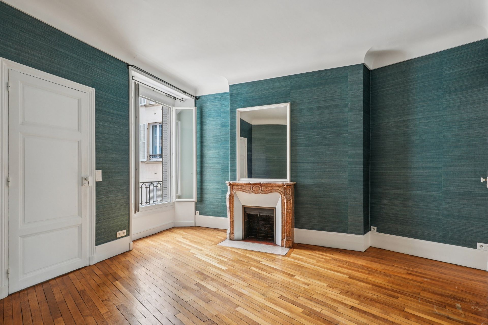 luxury apartment 4 Rooms for sale on PARIS (75006)