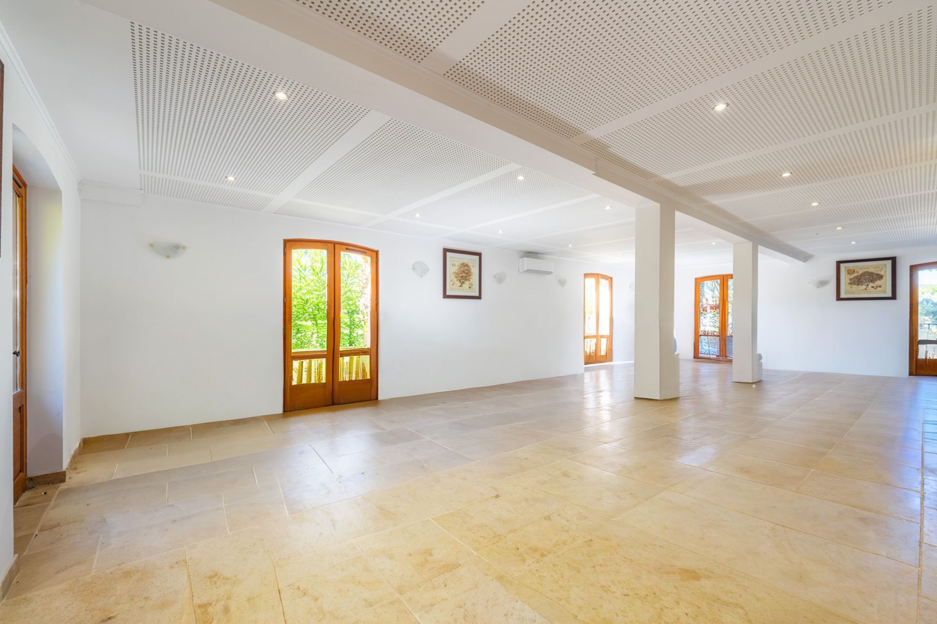 maison de luxe 20 Pièces en vente sur LE CASTELLET (83330)