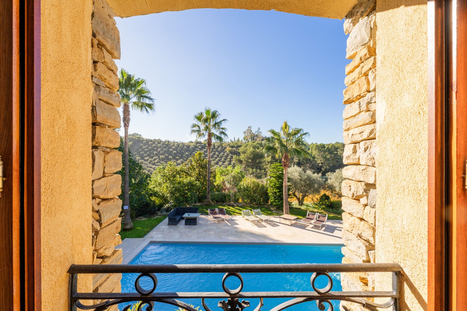 maison de luxe 20 Pièces en vente sur LE CASTELLET (83330)