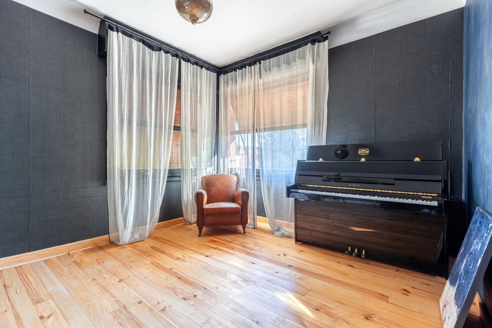 luxury house 7 Rooms for sale on ARCACHON (33120)