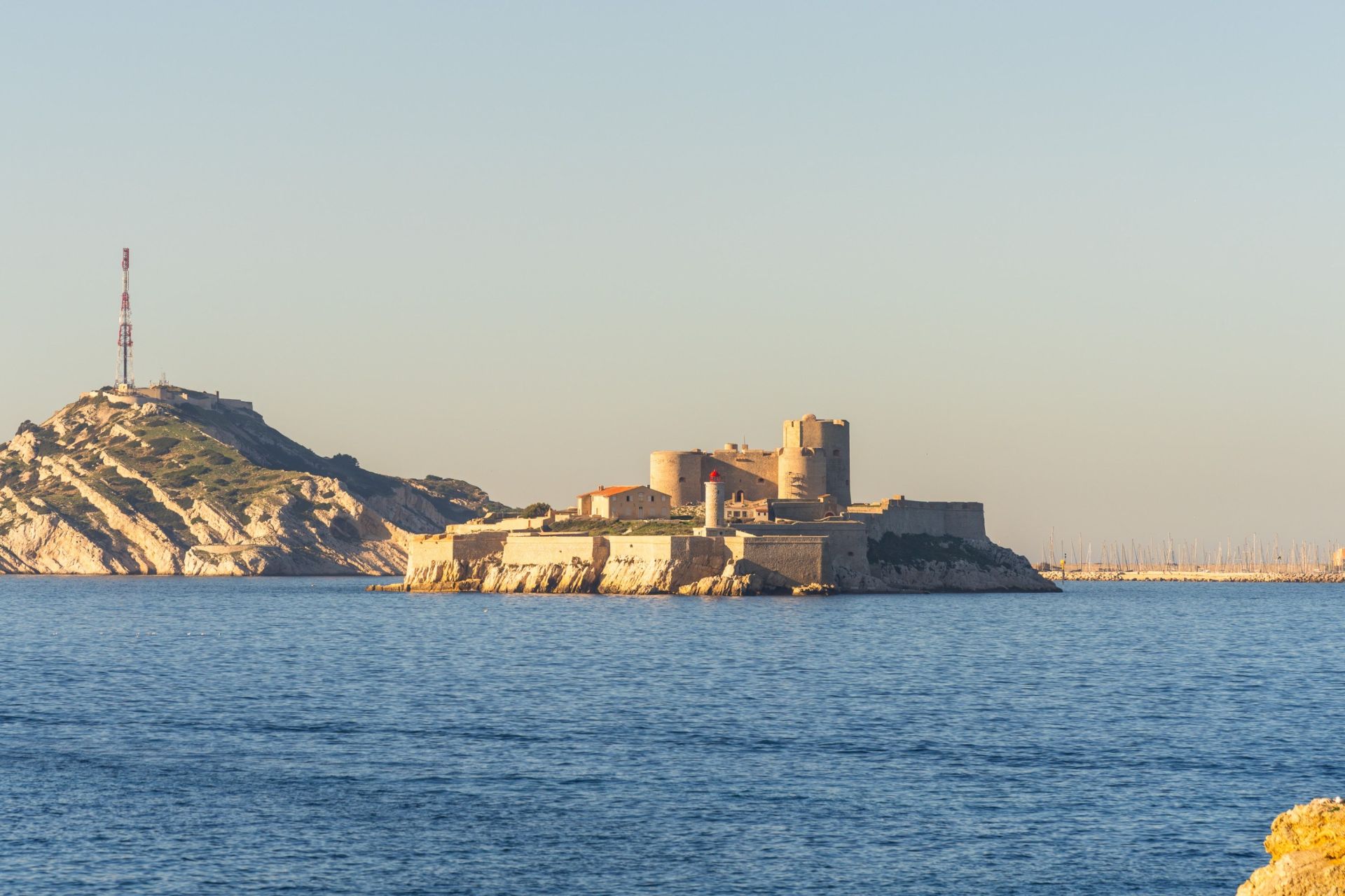 maison de ville 7 Pièces en vente sur MARSEILLE (13007)