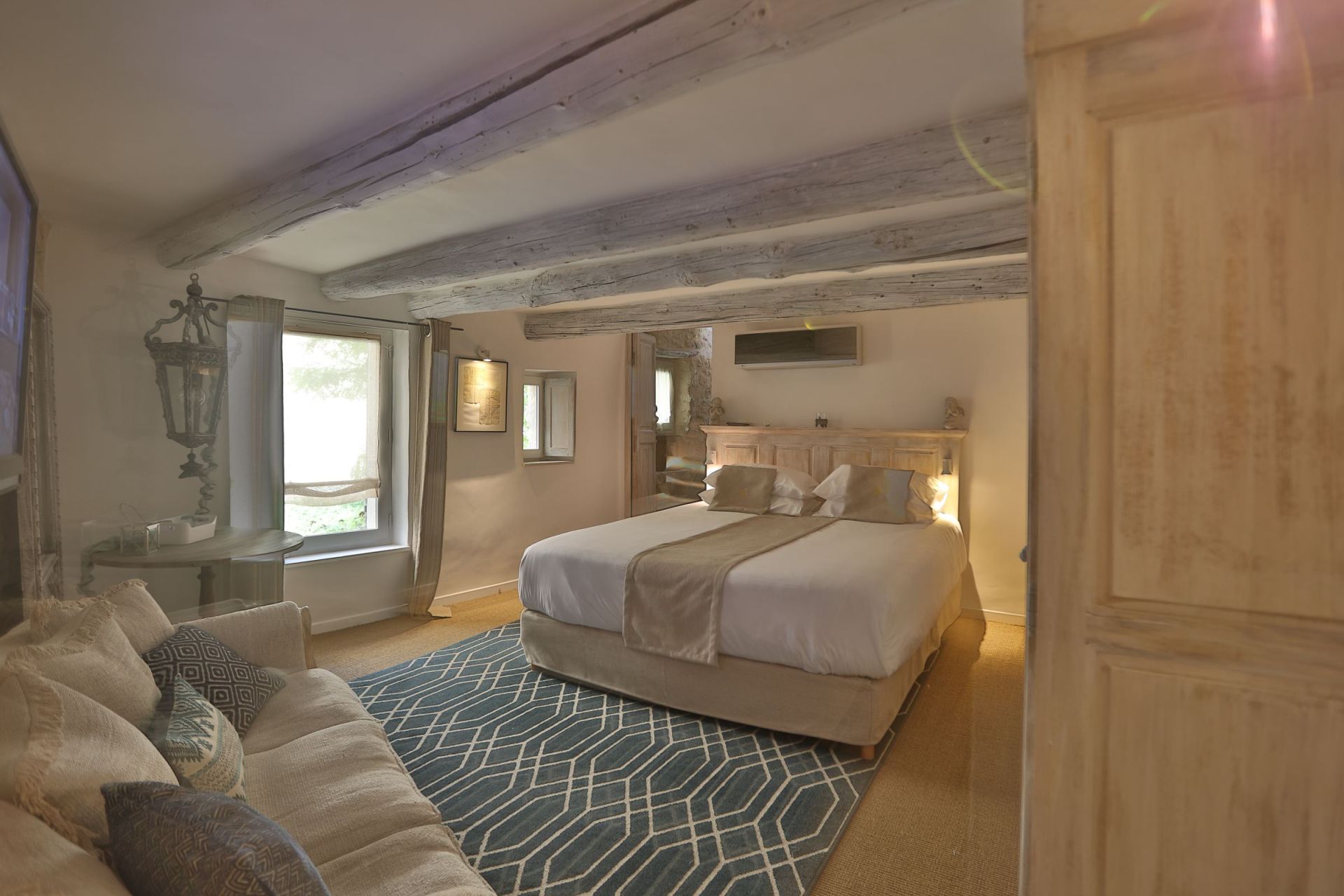 townhouse 7 Rooms for seasonal rent on GORDES (84220)